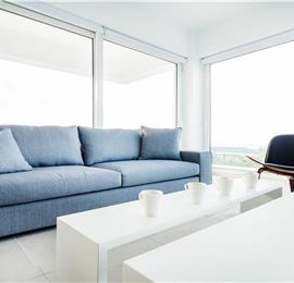 4 bedroom villa with pool & seaview, near Acharavi, sleeps 9